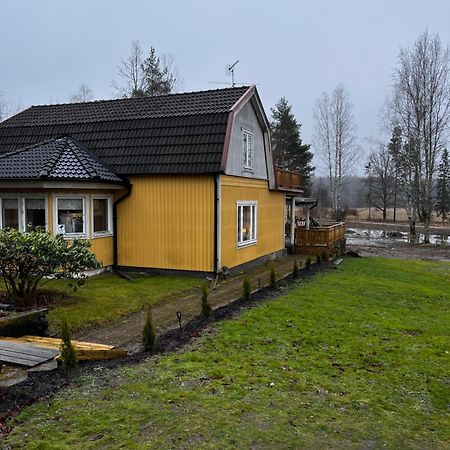 Mark Villan Orebro Ngoại thất bức ảnh